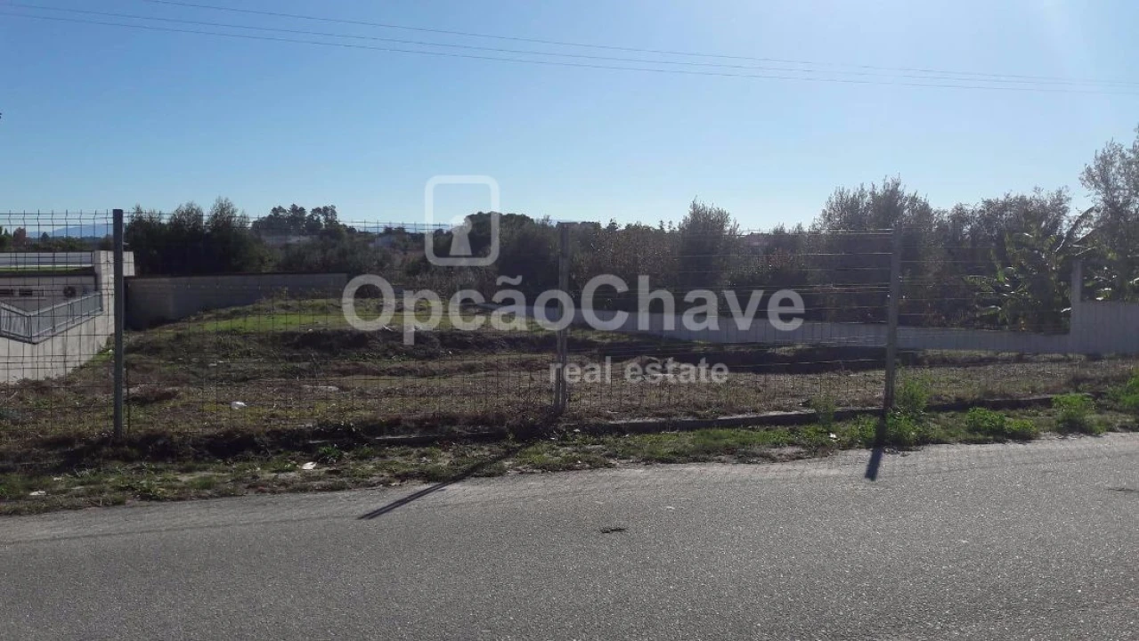 Terreno para Venda em Faíl e Vila Chã de Sá Foto 2