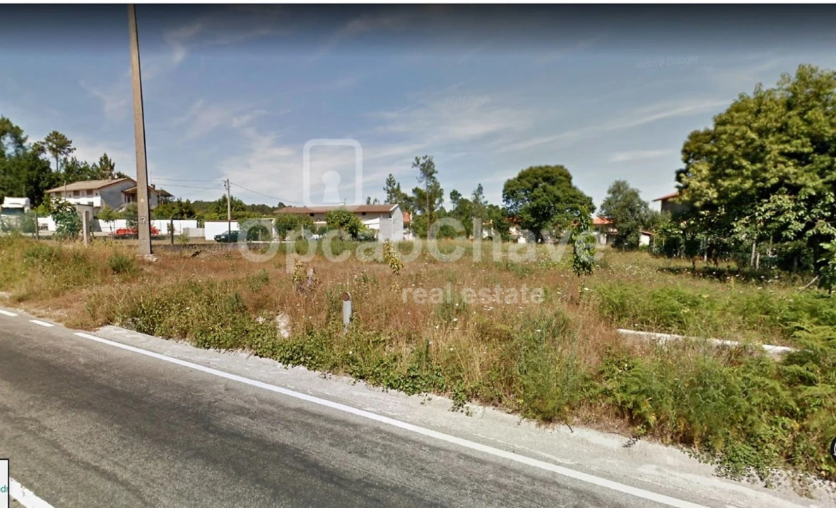 Terreno para Venda em Campo Foto 1