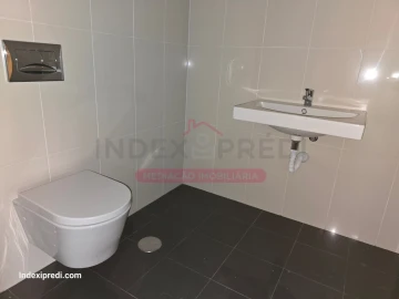 Apartamento T3 para Venda em Sé Nova, Santa Cruz, Almedina e São Bartolomeu