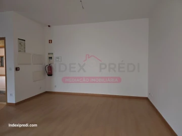Apartamento T3 para Venda em Sé Nova, Santa Cruz, Almedina e São Bartolomeu