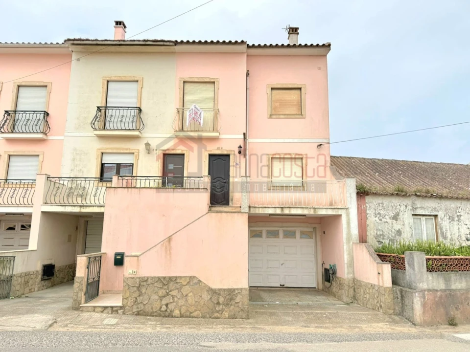 Moradia T3 para Venda em Atouguia da Baleia Foto 20