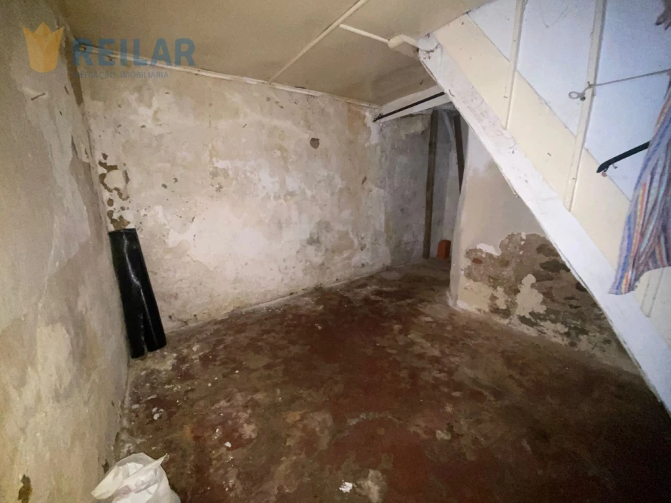 Moradia T4 para Venda em Alenquer (Santo Estêvão e Triana) Foto 5