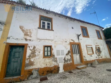 Moradia T4 para Venda em Alenquer (Santo Estêvão e Triana)