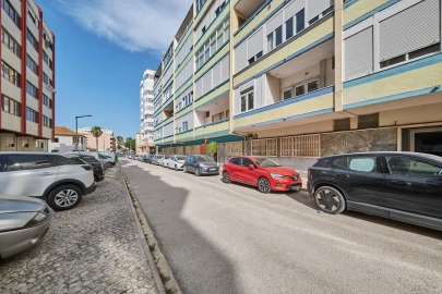 Apartamento T3 para Venda em Costa da Caparica