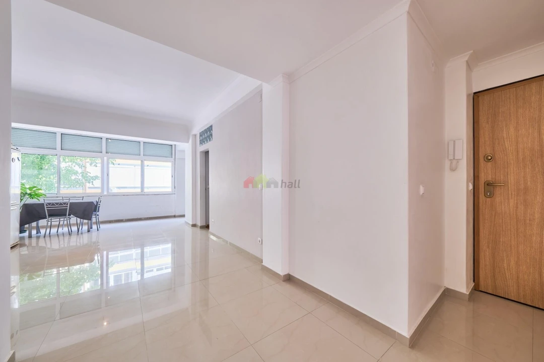 Apartamento T3 para Venda em Costa da Caparica Foto 2