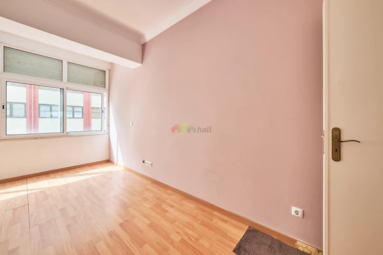 Apartamento T3 para Venda em Costa da Caparica Foto 8