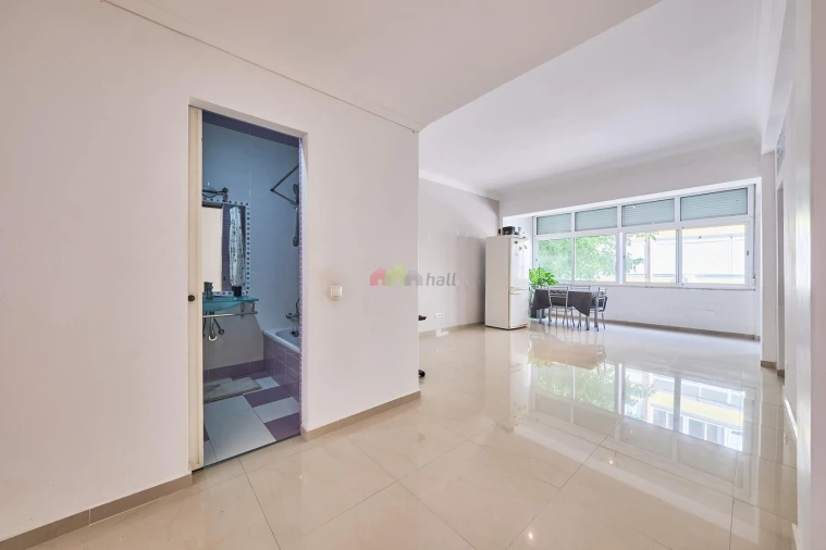 Apartamento T3 para Venda em Costa da Caparica Foto 4