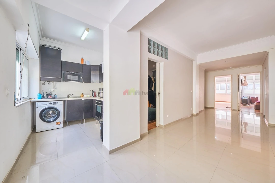 Apartamento T3 para Venda em Costa da Caparica Foto 5
