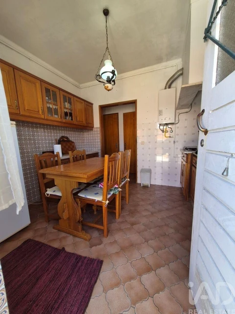 Moradia T4 para Venda em Atouguia da Baleia