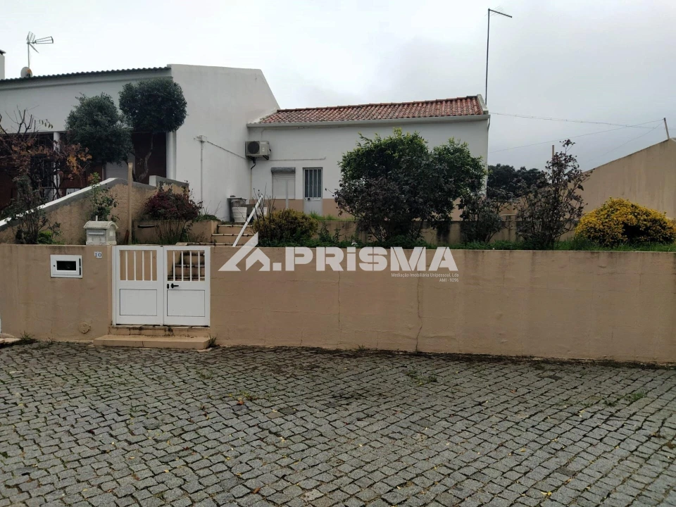Moradia T2 para Venda em Monfortinho e Salvaterra do Extremo Foto 2