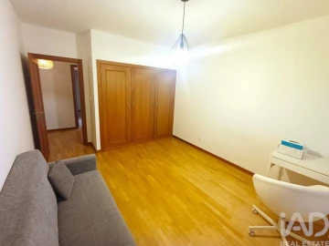 Apartamento T2 para Arrendamento em A dos Cunhados e Maceira
