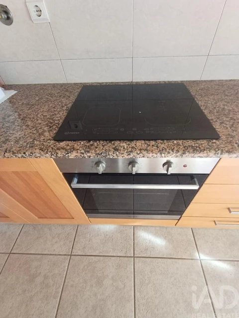 Apartamento T2 para Arrendamento em A dos Cunhados e Maceira