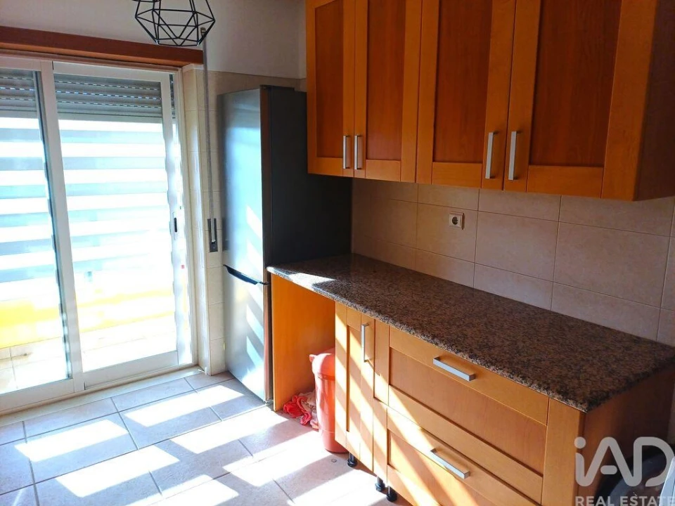 Apartamento T2 para Arrendamento em A dos Cunhados e Maceira Foto 19