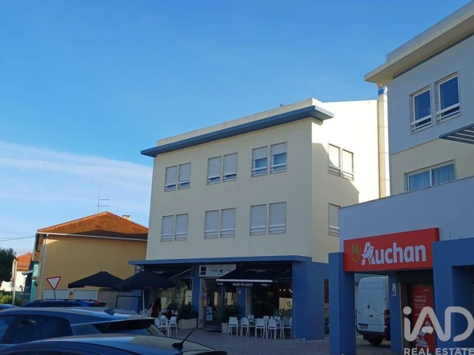 Apartamento T2 para Arrendamento em A dos Cunhados e Maceira Foto 29