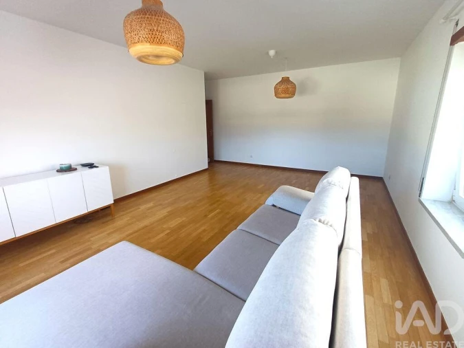 Apartamento T2 para Arrendamento em A dos Cunhados e Maceira Foto 8
