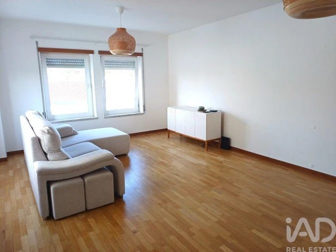 Apartamento T2 para Arrendamento em A dos Cunhados e Maceira Foto 9