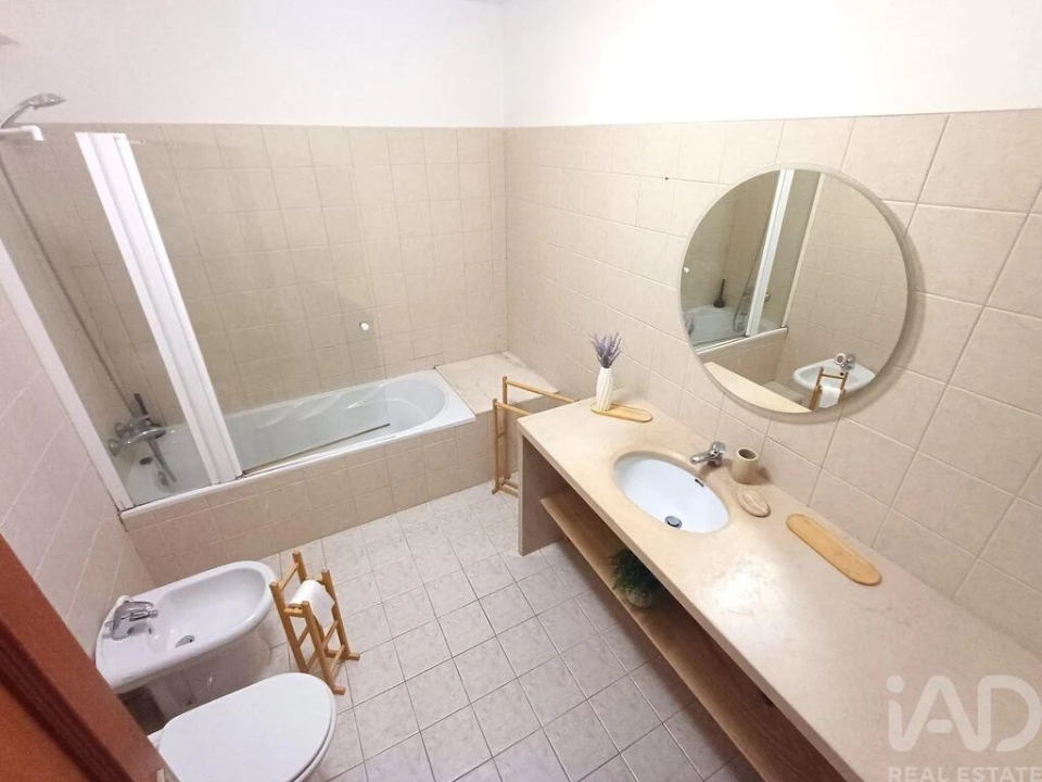 Apartamento T2 para Arrendamento em A dos Cunhados e Maceira Foto 15
