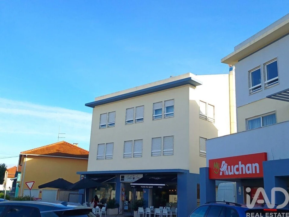 Apartamento T2 para Arrendamento em A dos Cunhados e Maceira Foto 3
