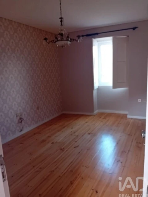 Moradia T4 para Venda em Raiva, Pedorido e Paraíso