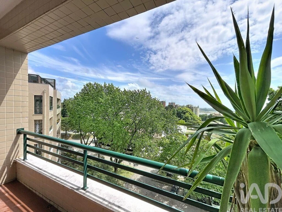 Apartamento T3 para Venda em Aldoar, Foz do Douro e Nevogilde Foto 2