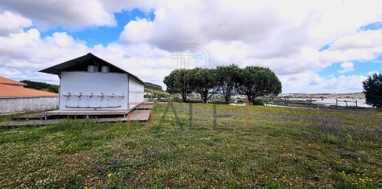 Negócio para Venda em A dos Cunhados e Maceira
