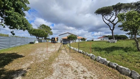 Quinta T5 para Venda em A dos Cunhados e Maceira