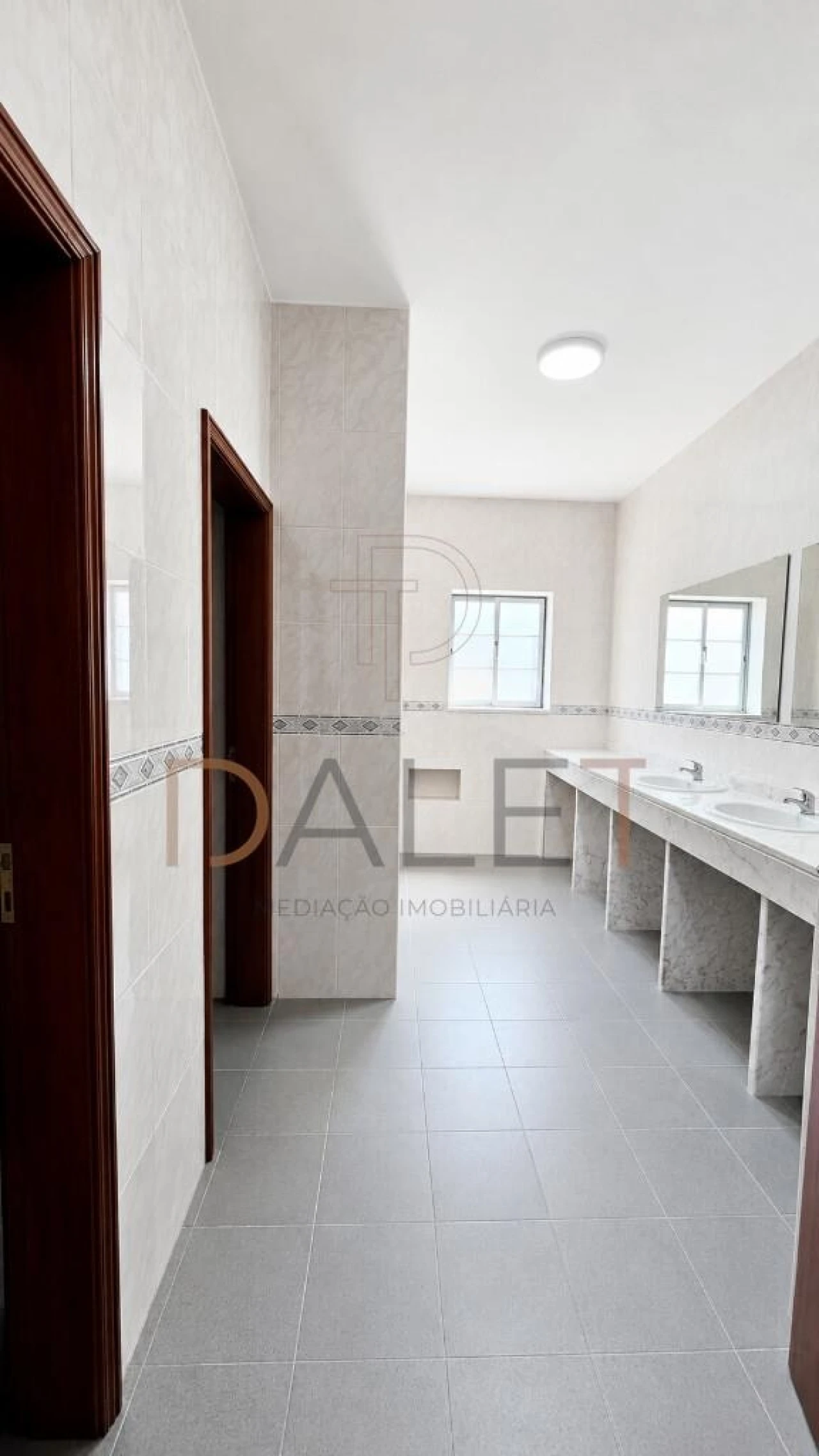 Negócio para Venda em A dos Cunhados e Maceira Foto 33