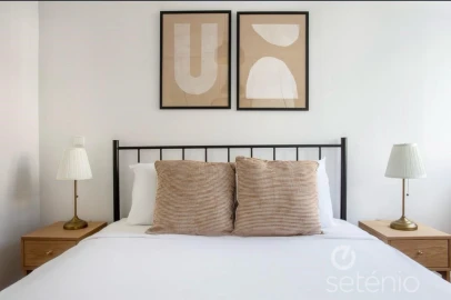 Apartamento T2 para Arrendamento em Santo António