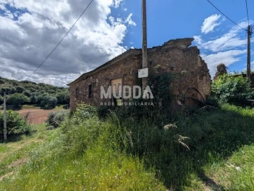 Terreno para Venda em Sé, Santa Maria e Meixedo