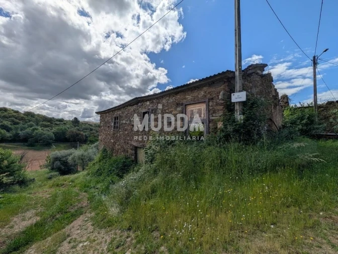 Terreno para Venda em Sé, Santa Maria e Meixedo Foto 3