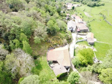 Moradia para Venda em Cibões e Brufe