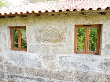 Moradia para Venda em Cibões e Brufe