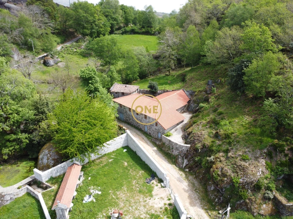 Moradia para Venda em Cibões e Brufe Foto 3