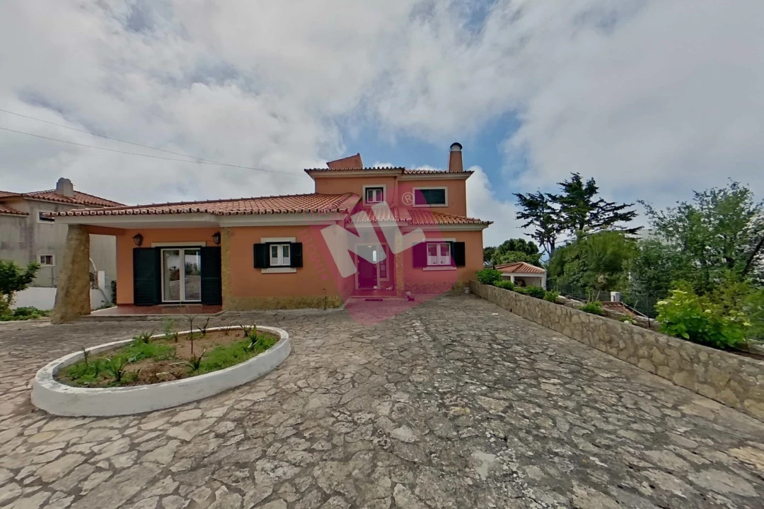 Moradia T4 para Venda em Colares Foto 3
