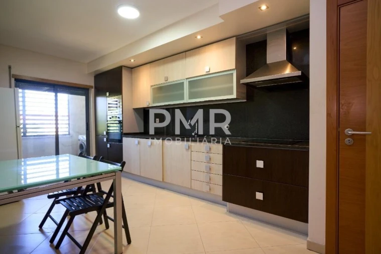 Apartamento T3 para Venda em Amora Foto 2