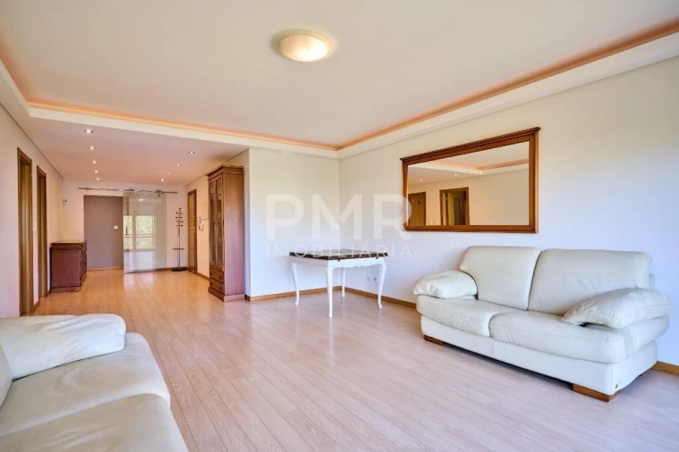 Apartamento T3 para Venda em Amora Foto 11