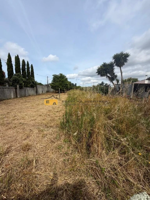 Terreno para Venda em Castêlo da Maia