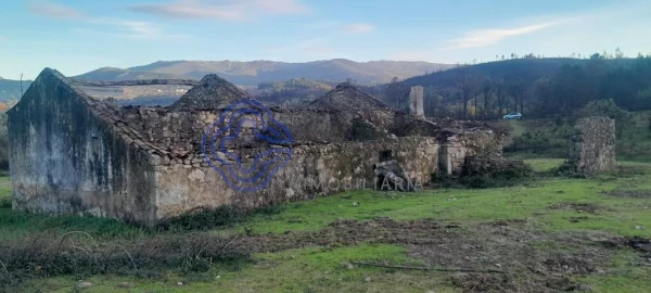 Moradia T2 para Venda em Telhado