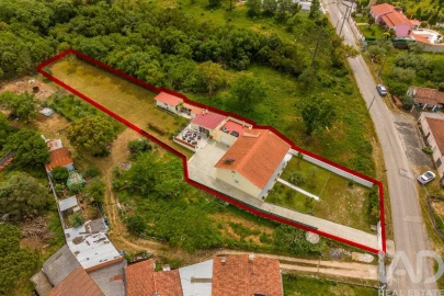 Moradia T3 para Venda em Alcobaça e Vestiaria