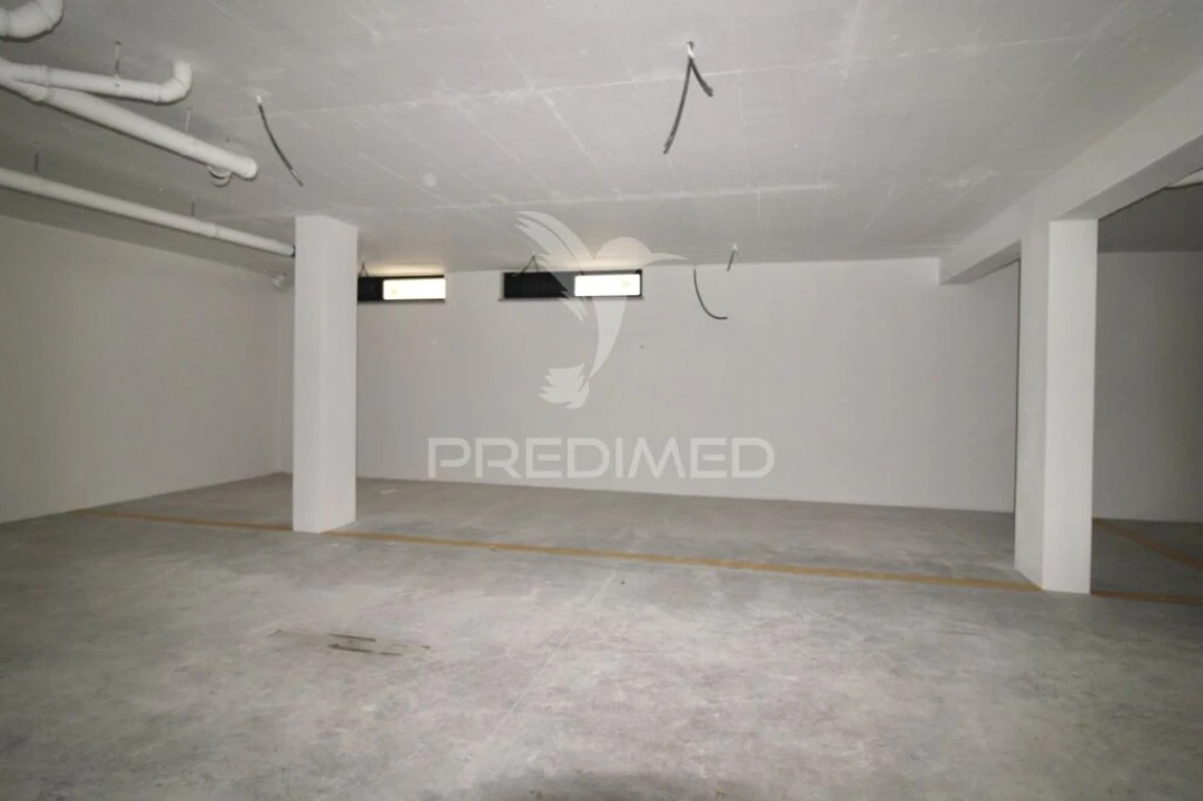 Apartamento T1 para Venda em Charneca de Caparica e Sobreda Foto 19