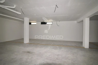 Apartamento T1 para Venda em Charneca de Caparica e Sobreda