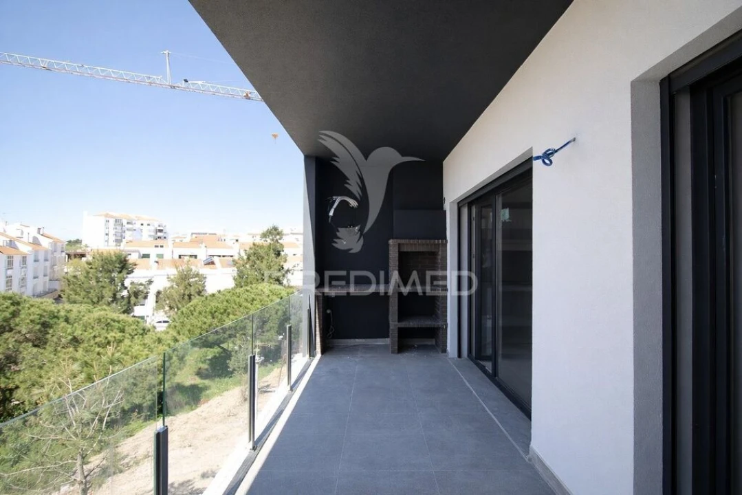 Apartamento T1 para Venda em Charneca de Caparica e Sobreda Foto 7