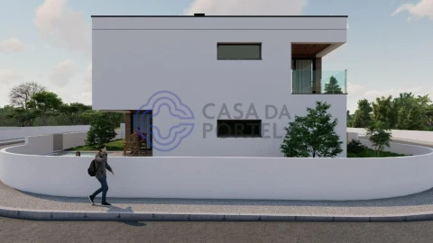 Moradia T4 para Venda em Azeitão (São Lourenço e São Simão)