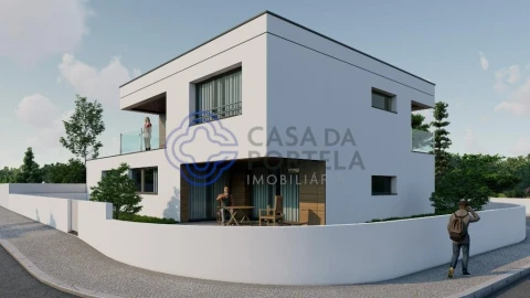 Moradia T4 para Venda em Azeitão (São Lourenço e São Simão)