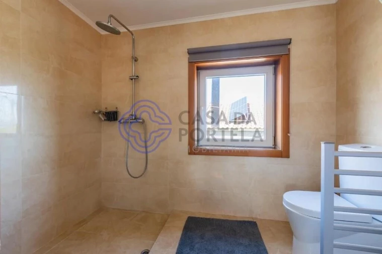 Quinta T5 para Venda em Galegos Foto 19