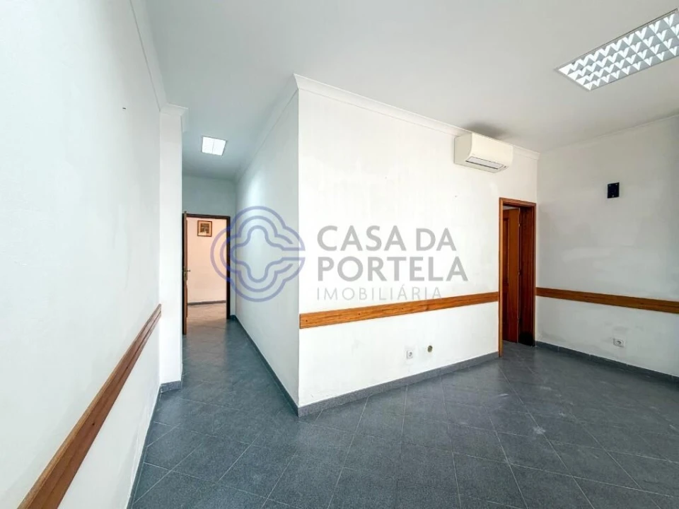 Loja para Venda em Olhão Foto 12
