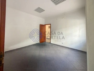 Loja para Venda em Olhão
