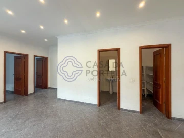 Loja para Venda em Olhão