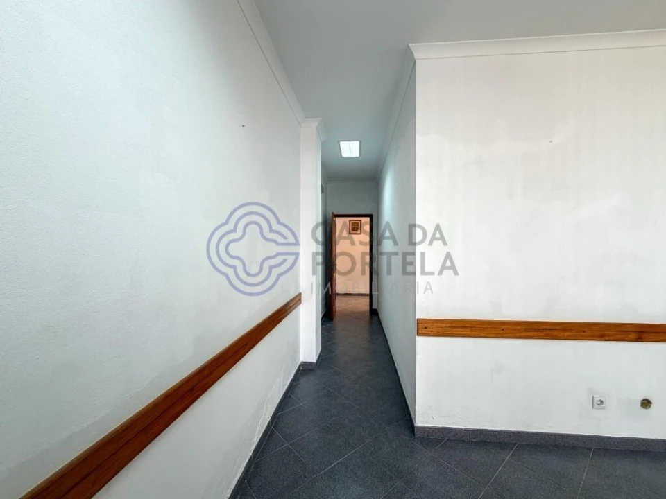 Loja para Venda em Olhão Foto 13
