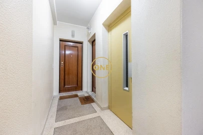 Apartamento T2 para Venda em Baguim do Monte (Rio Tinto)